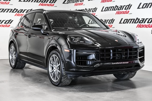 Porsche Cayenne Pneus été et hiver inclus / AWD 2024