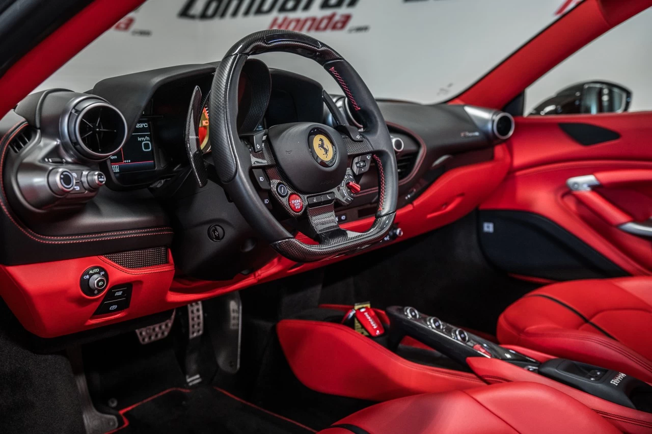 2021 Ferrari F8 Spider  Image principale